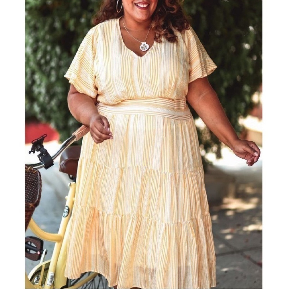 Lane Bryant Yellow White V-Neck Short Sleeve Tiered Midi Dress Size 16 - Picture 2 of 12